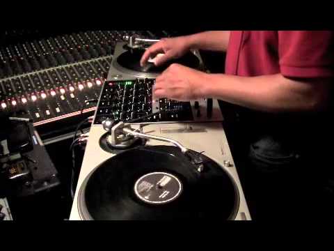 Numark M6 DJ Mixer Test
